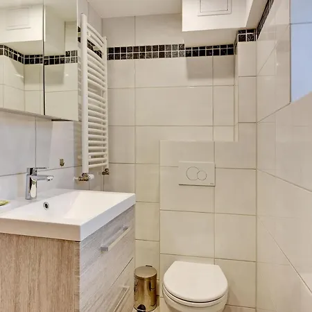 Arkodes Apartament *