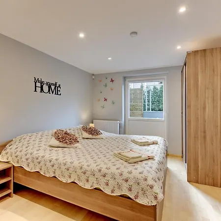 Arkodes Apartment